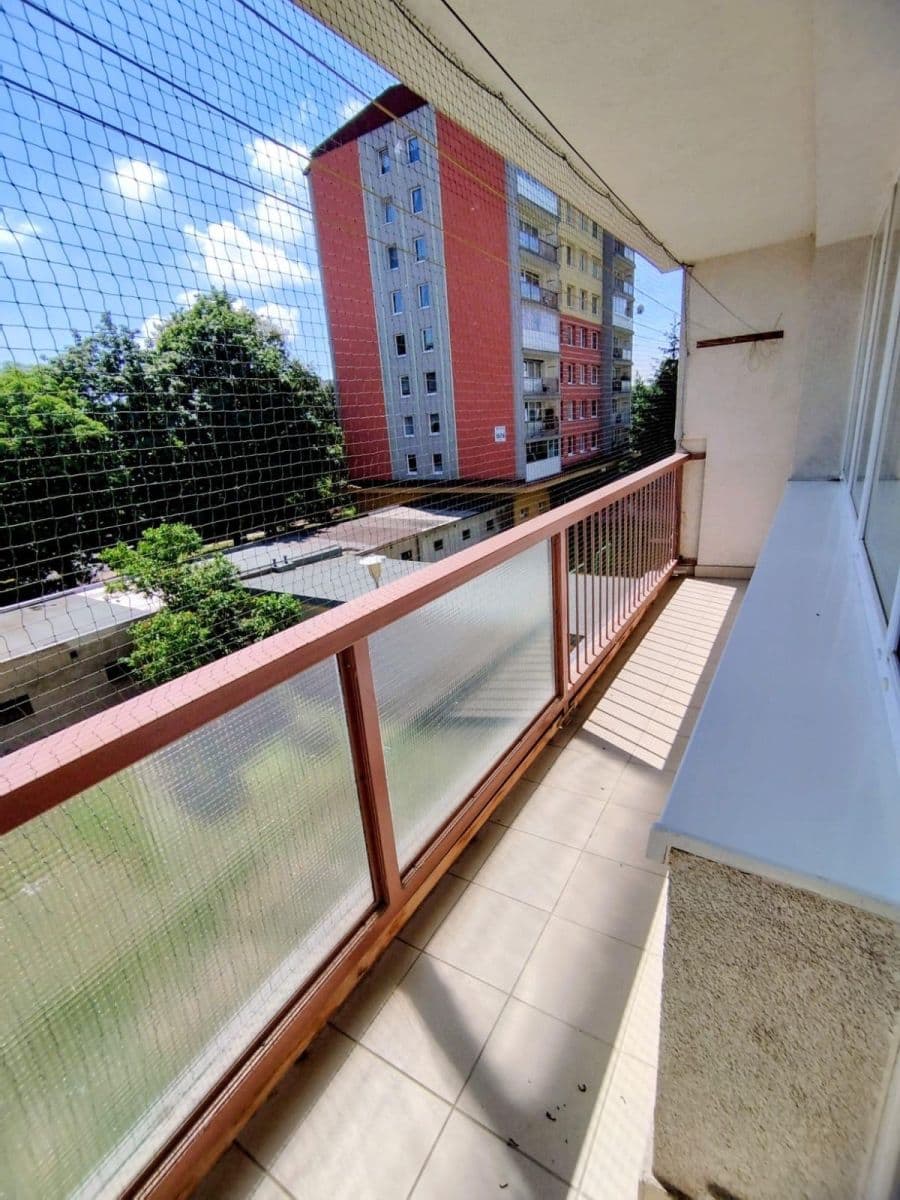 Predaj bytu 3-izbový 67 m², U Lomu, Most, Ústecký kraj Predaj bytu 3-izbový 67 m², U Lomu, Most, Ústecký kraj