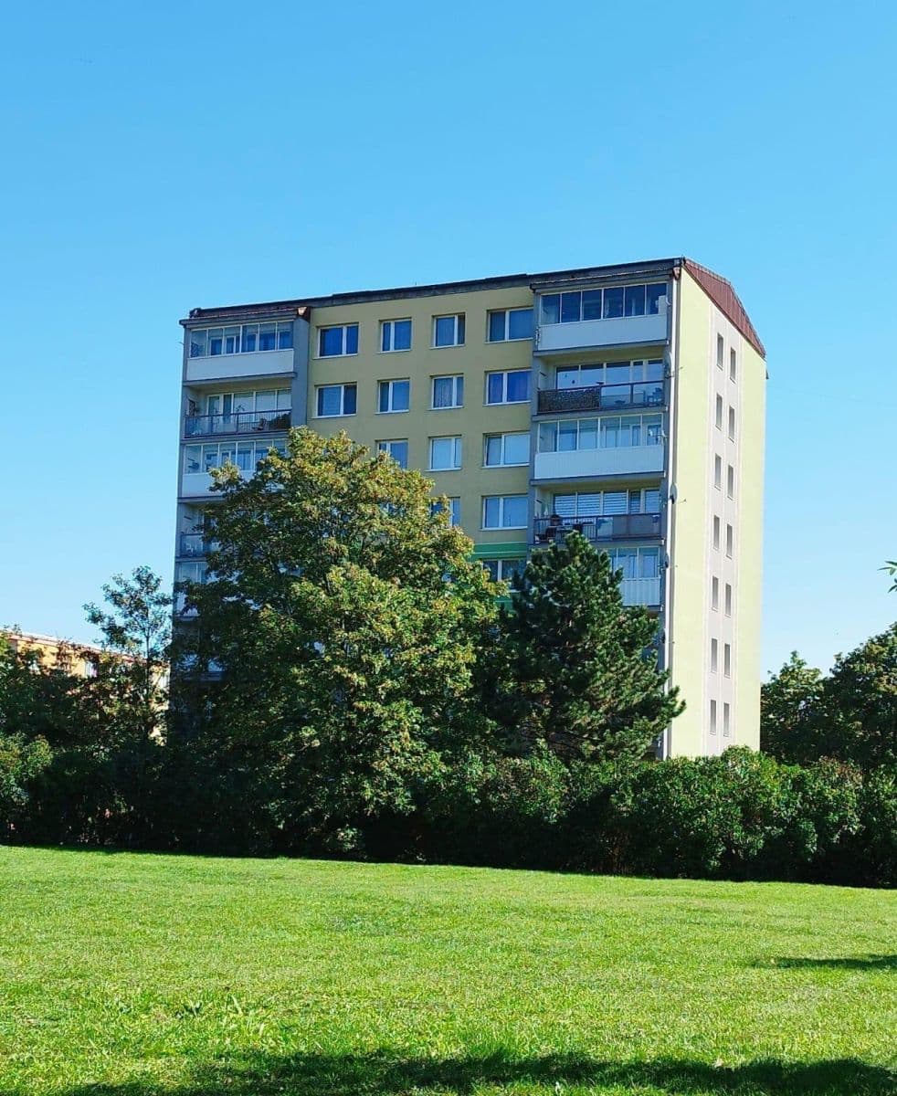 Predaj bytu 3-izbový 67 m², U Lomu, Most, Ústecký kraj Predaj bytu 3-izbový 67 m², U Lomu, Most, Ústecký kraj