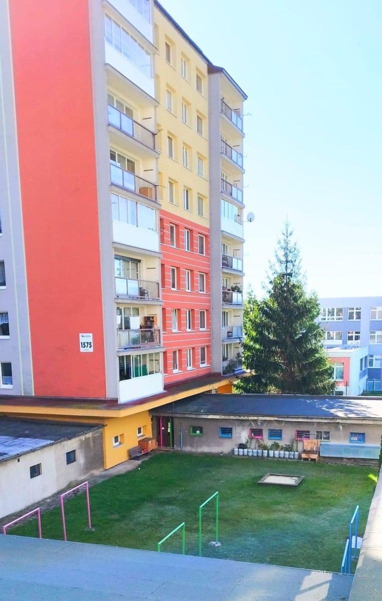 Predaj bytu 3-izbový 67 m², U Lomu, Most, Ústecký kraj Predaj bytu 3-izbový 67 m², U Lomu, Most, Ústecký kraj