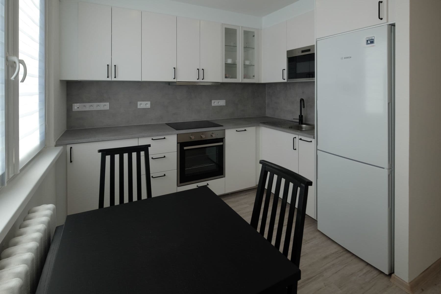 Prenájom bytu 1-izbový 32 m², Zahraničního odboje, Třebíč, Kraj Vysočina Prenájom bytu 1-izbový 32 m², Zahraničního odboje, Třebíč, Kraj Vysočina