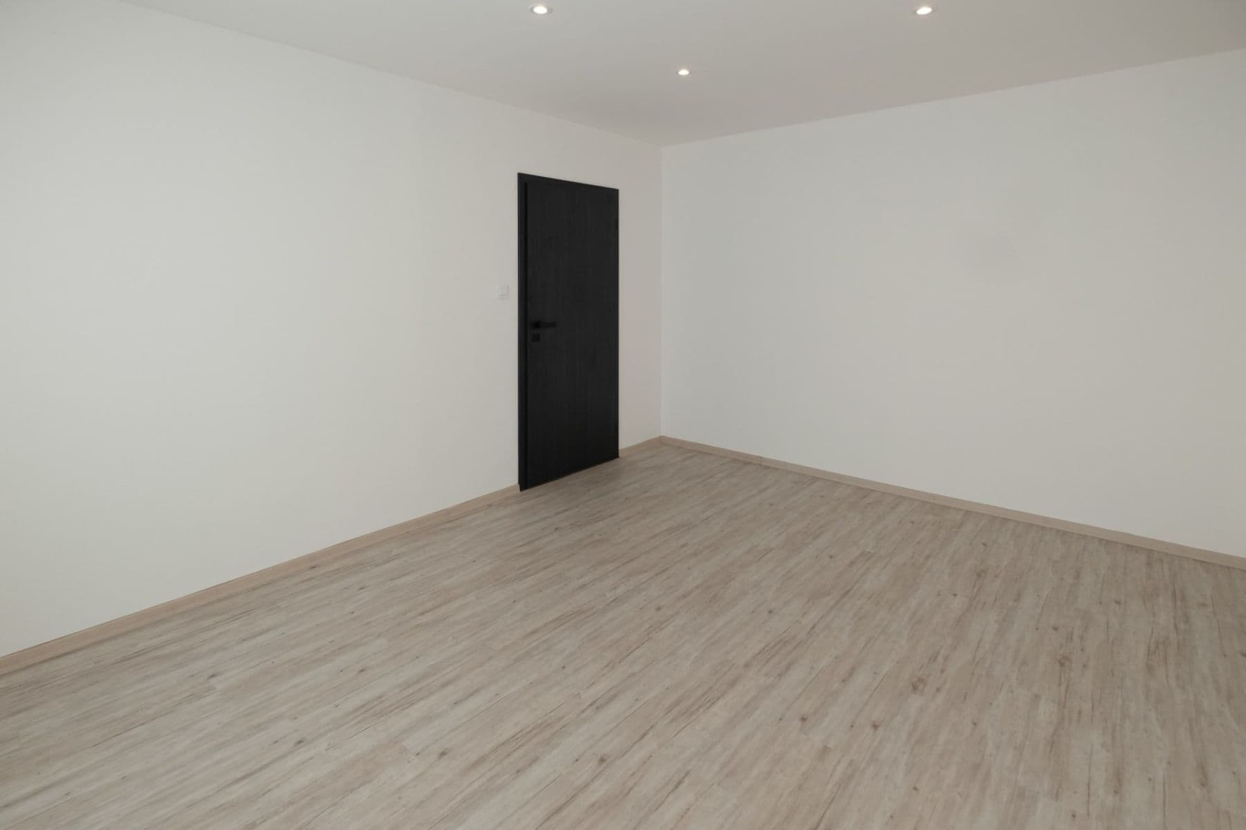 Prenájom bytu 1-izbový 32 m², Zahraničního odboje, Třebíč, Kraj Vysočina Prenájom bytu 1-izbový 32 m², Zahraničního odboje, Třebíč, Kraj Vysočina