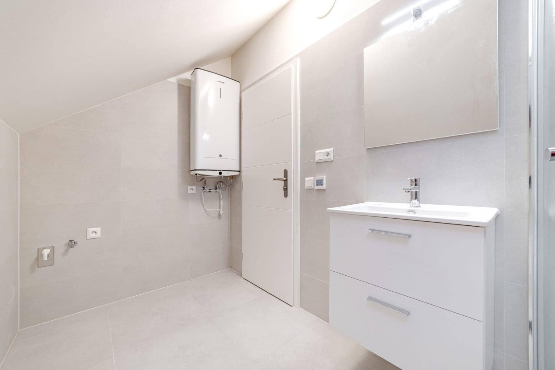 Prenájom bytu 2-izbový 46 m², Elišky Přemyslovny, Praha, Praha Prenájom bytu 2-izbový 46 m², Elišky Přemyslovny, Praha, Praha