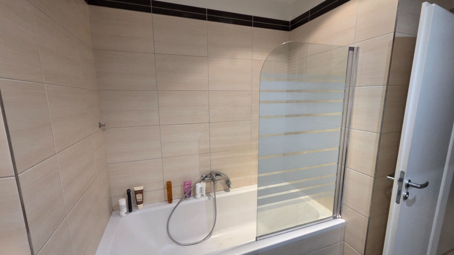 Prenájom bytu 3-izbový 78 m², Mezírka, Brno, Jihomoravský kraj Prenájom bytu 3-izbový 78 m², Mezírka, Brno, Jihomoravský kraj