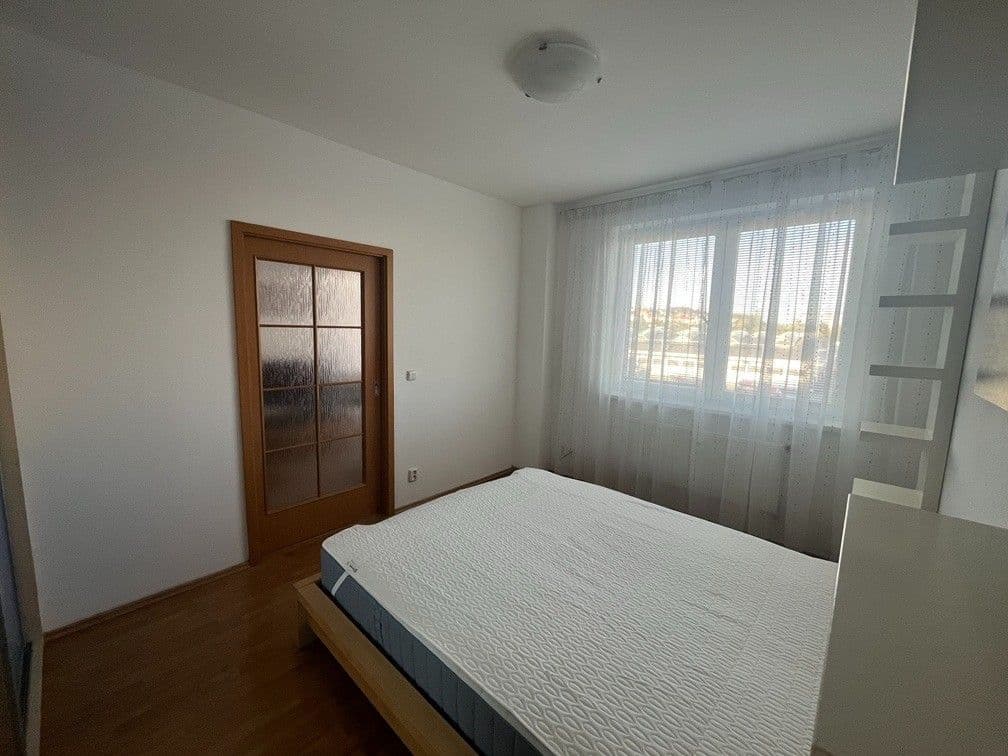 Prenájom bytu 2-izbový 41 m², Novobohdalecká, Praha, Praha Prenájom bytu 2-izbový 41 m², Novobohdalecká, Praha, Praha