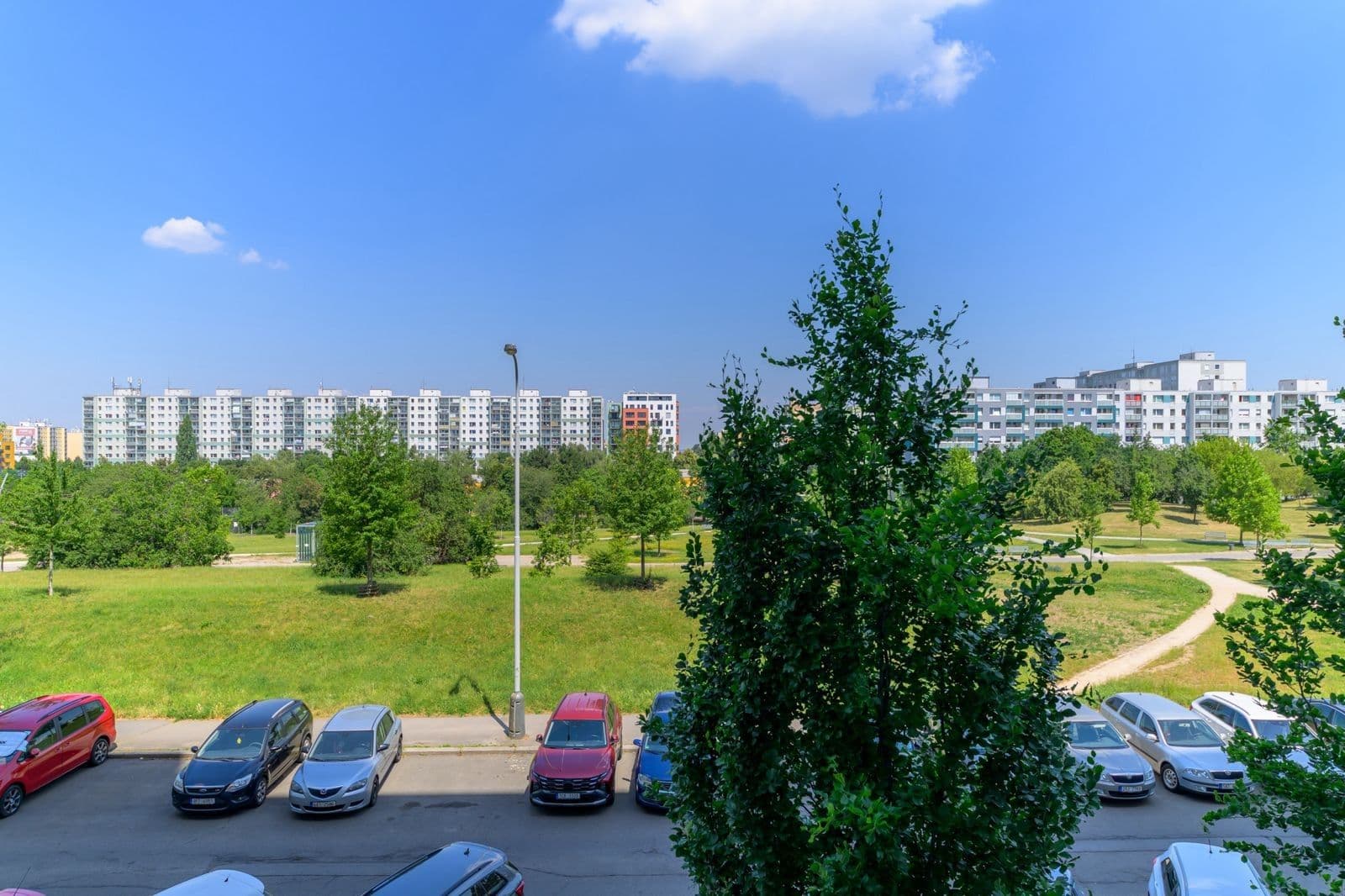 Prenájom bytu 4-izbový 64 m², Křejpského, Praha, Praha Prenájom bytu 4-izbový 64 m², Křejpského, Praha, Praha