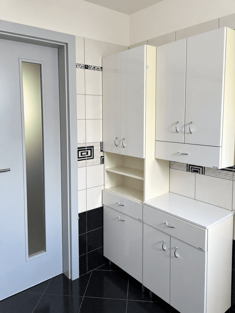 Prenájom bytu 2-izbový 50 m², Herbenova, Kladno, Středočeský kraj Prenájom bytu 2-izbový 50 m², Herbenova, Kladno, Středočeský kraj