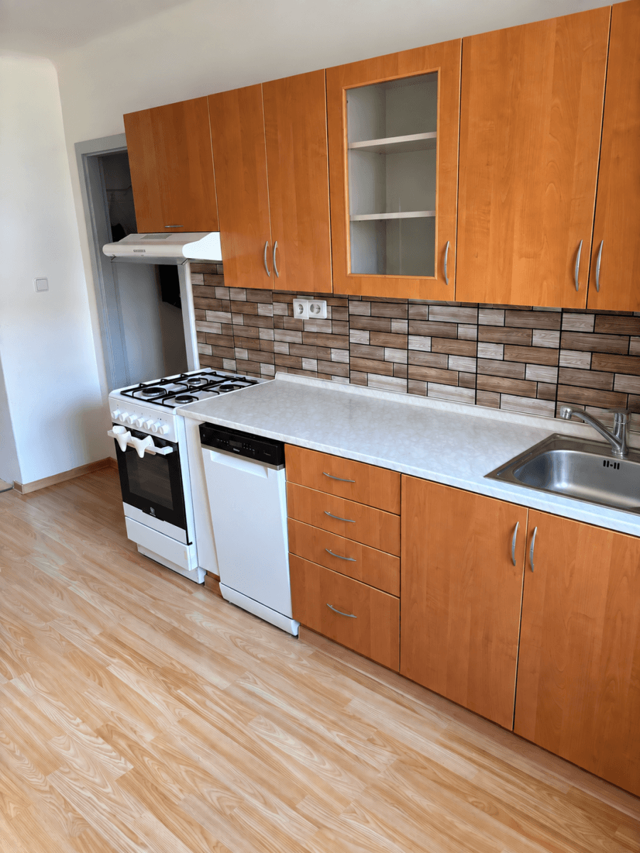 Prenájom bytu 2-izbový 50 m², Herbenova, Kladno, Středočeský kraj Prenájom bytu 2-izbový 50 m², Herbenova, Kladno, Středočeský kraj