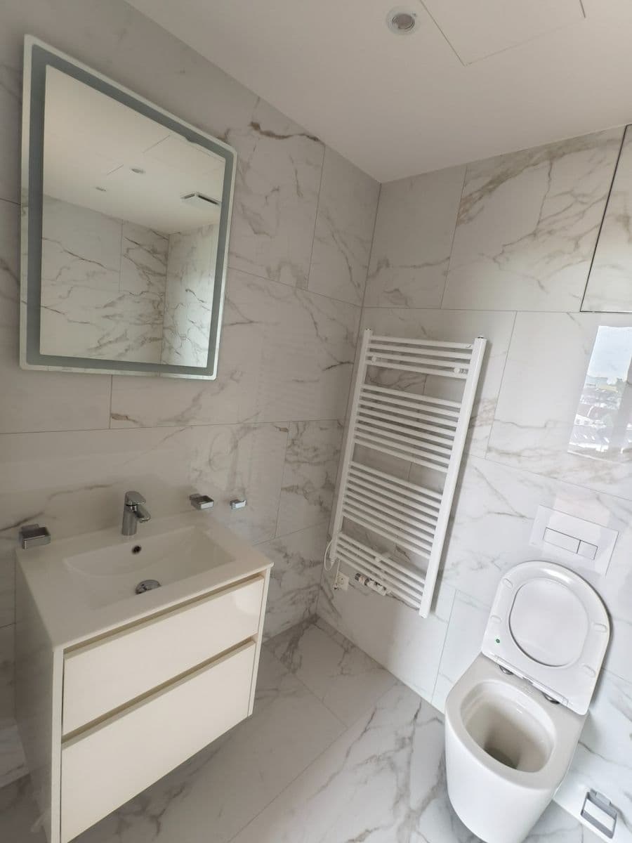 Predaj bytu 5-izbový 119 m², Veselovského, Praha, Praha Predaj bytu 5-izbový 119 m², Veselovského, Praha, Praha