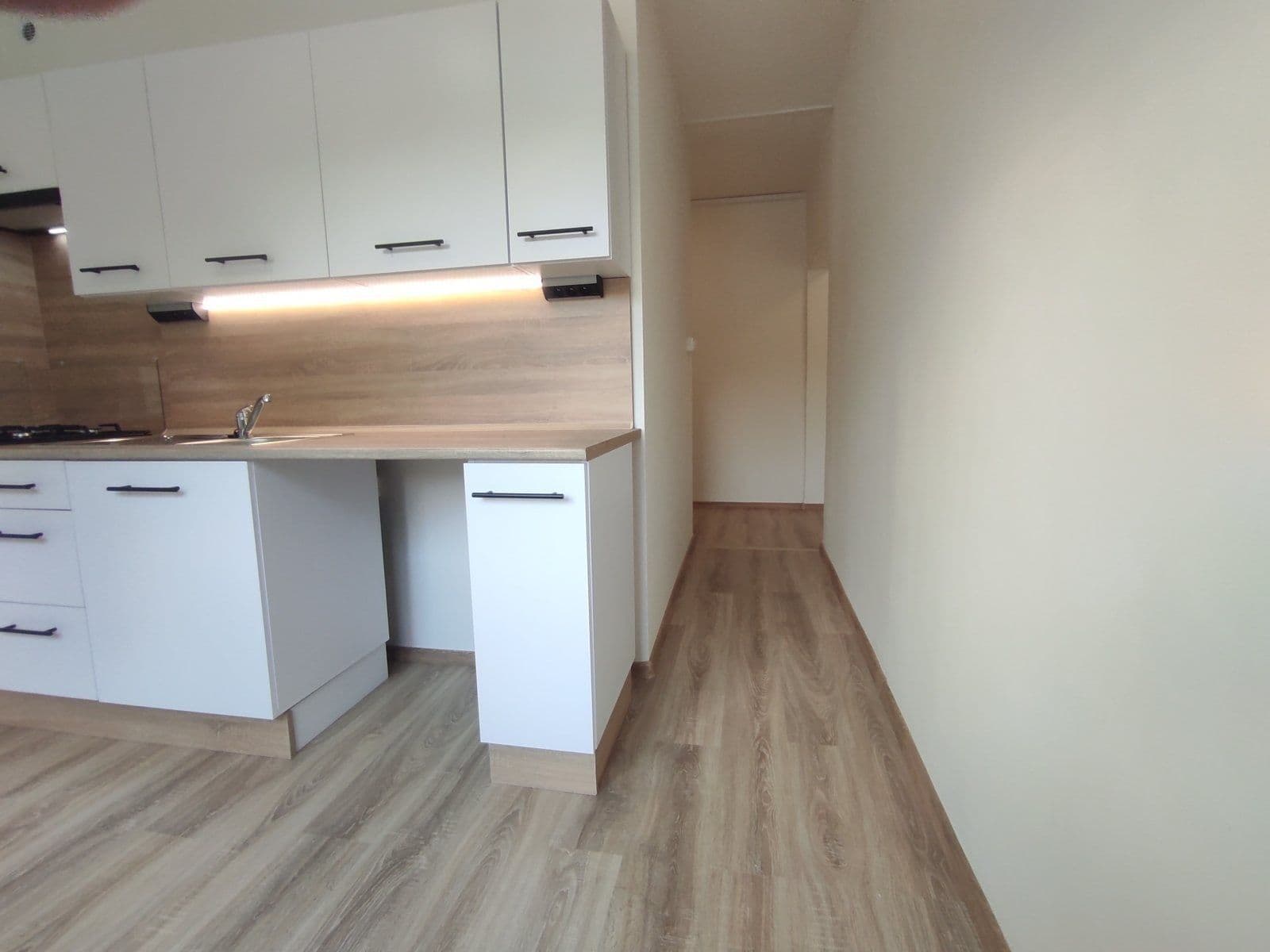 Prenájom bytu 2-izbový 57 m², Osvobození, Orlová, Moravskoslezský kraj Prenájom bytu 2-izbový 57 m², Osvobození, Orlová, Moravskoslezský kraj