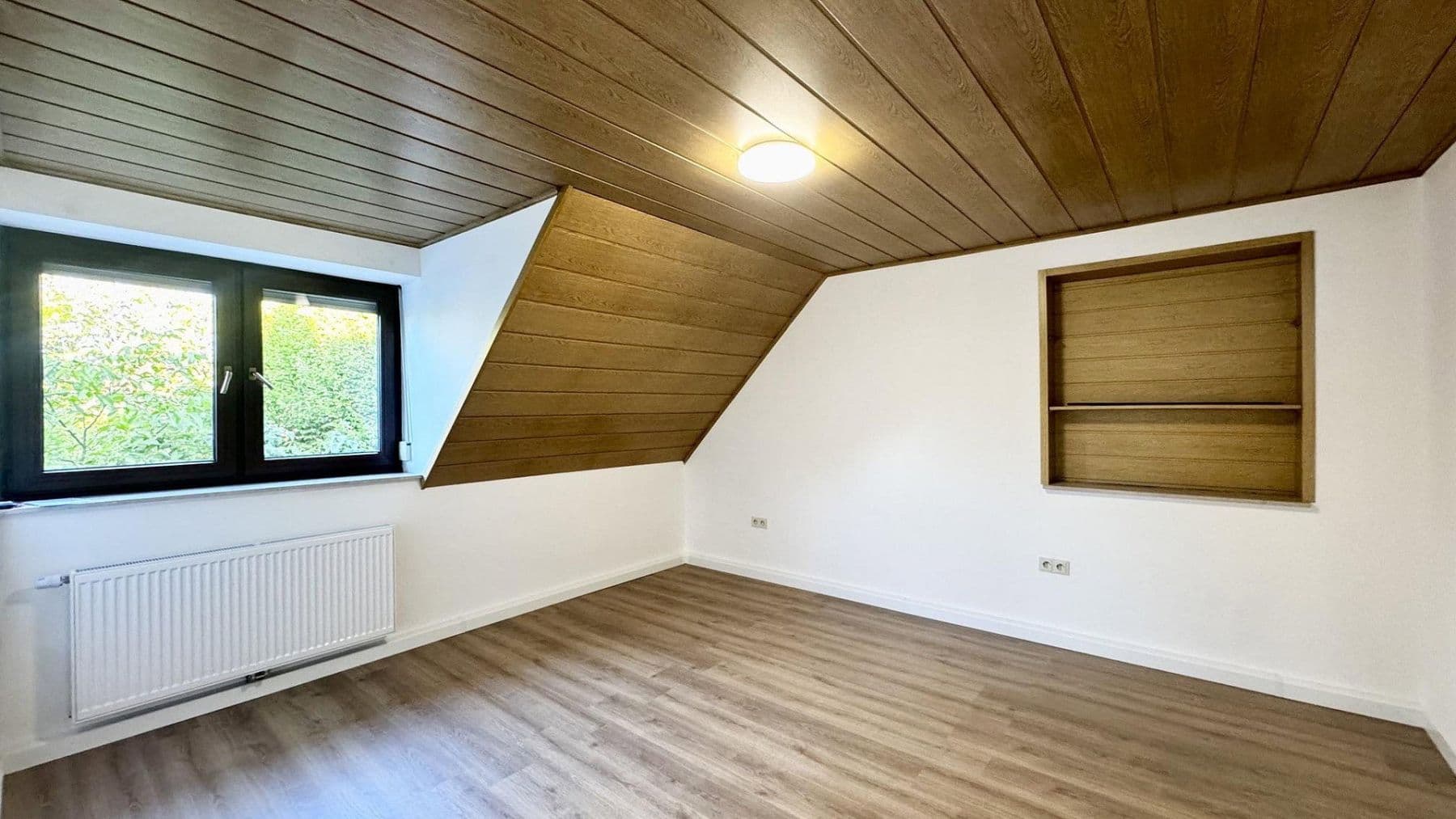 Predaj domu 363 m², pozemok 878 m², Greifenklaustraße 1 2, Reckendorf, Bavorsko Predaj domu 363 m², pozemok 878 m², Greifenklaustraße 1 2, Reckendorf, Bavorsko