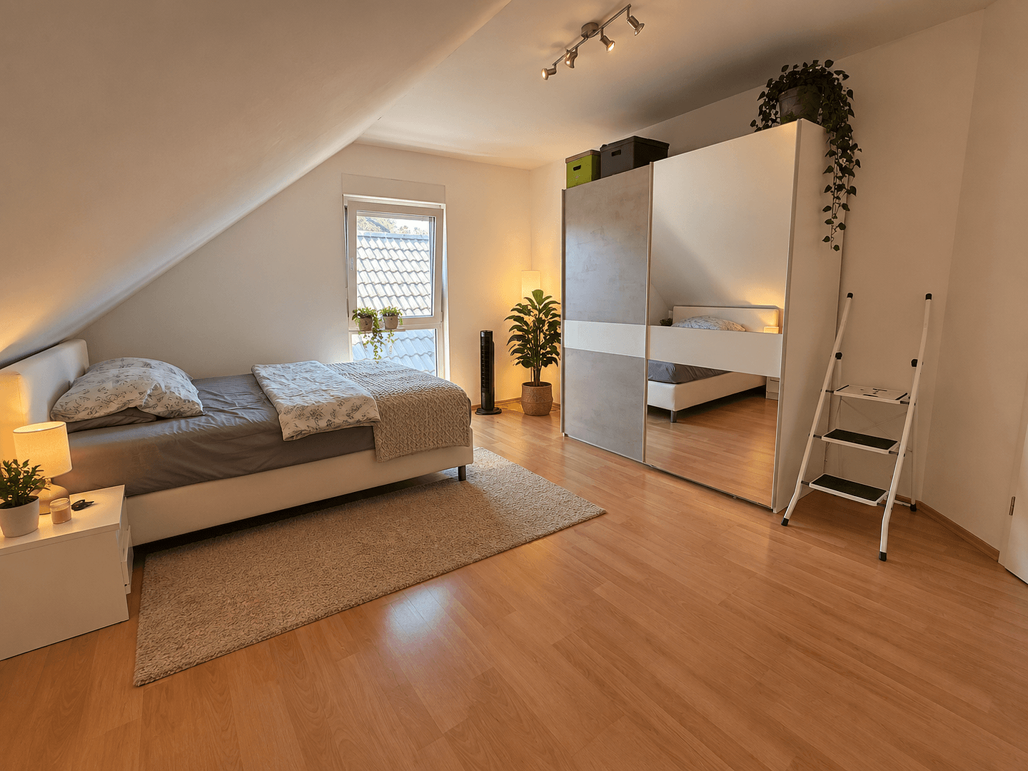 Prenájom domu 140 m², pozemok 400 m², Ingolstadt, Bavorsko Prenájom domu 140 m², pozemok 400 m², Ingolstadt, Bavorsko