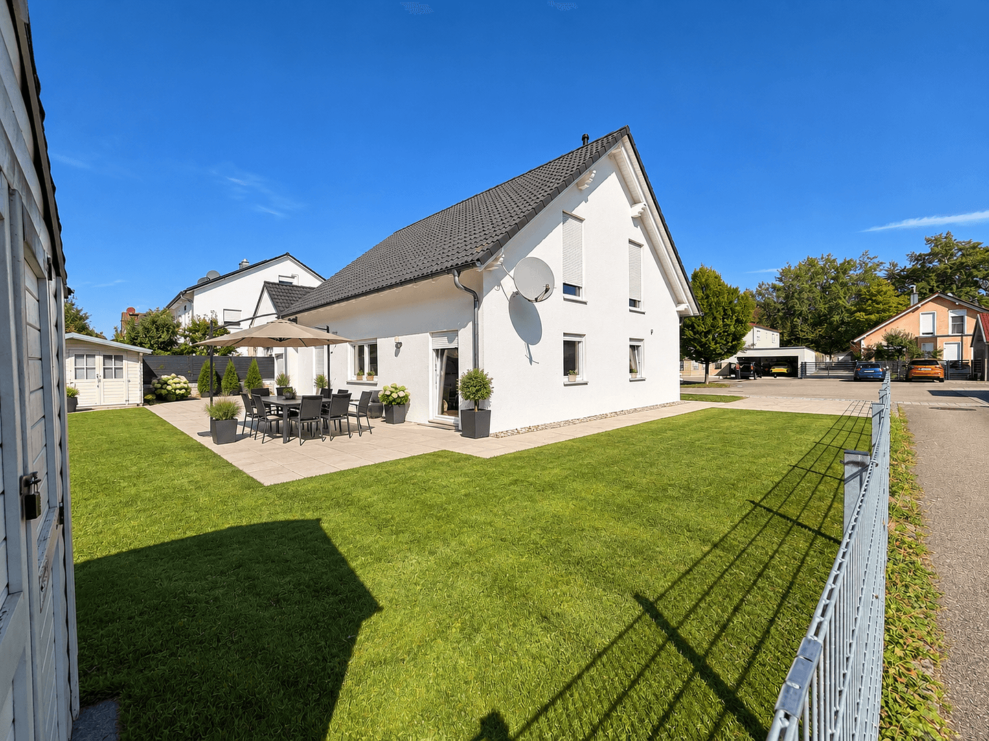Prenájom domu 140 m², pozemok 400 m², Ingolstadt, Bavorsko Prenájom domu 140 m², pozemok 400 m², Ingolstadt, Bavorsko