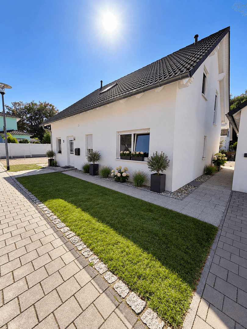 Prenájom domu 140 m², pozemok 400 m², Ingolstadt, Bavorsko Prenájom domu 140 m², pozemok 400 m², Ingolstadt, Bavorsko