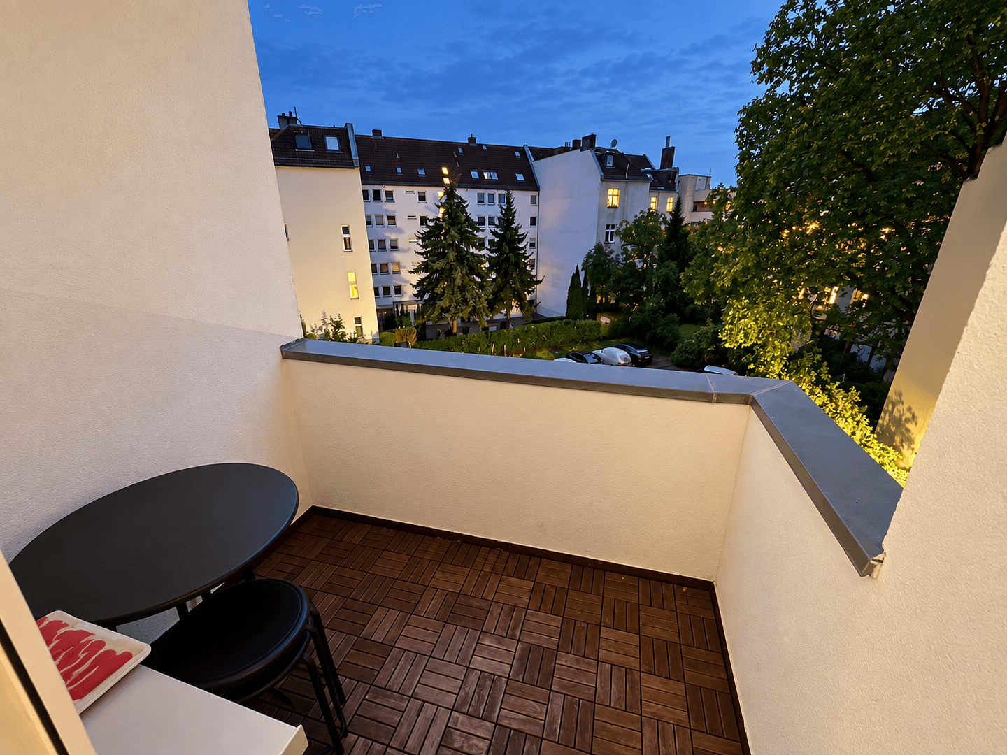 Prenájom bytu 1-izbový 34 m², Friedrichsruher Straße. 35, Berlin, Berlín Prenájom bytu 1-izbový 34 m², Friedrichsruher Straße. 35, Berlin, Berlín