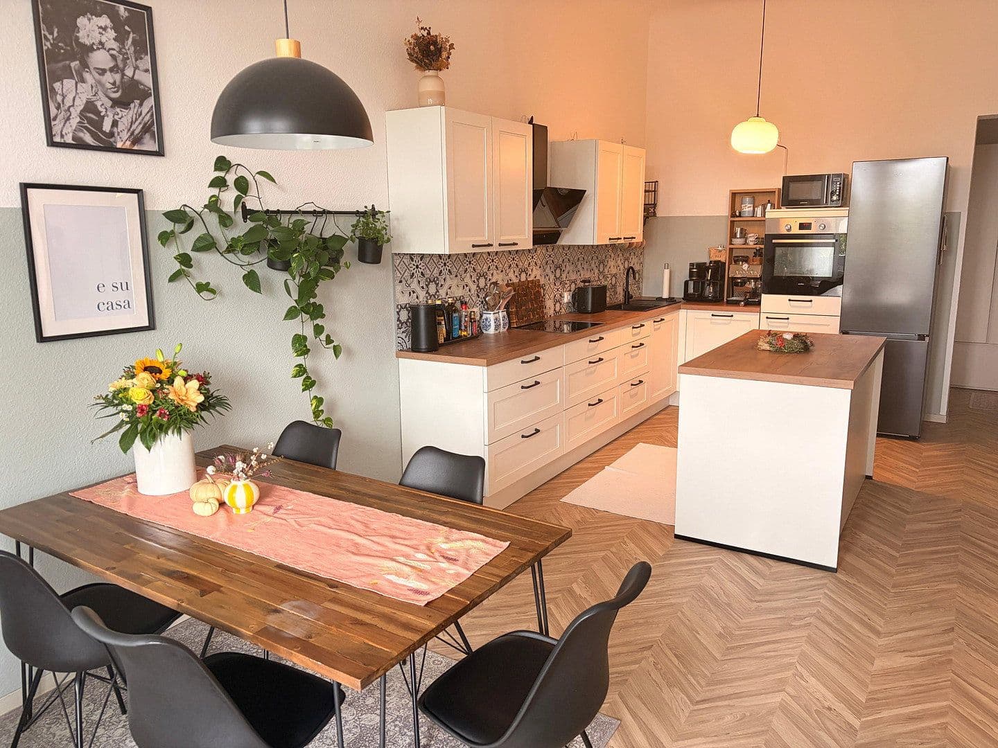 Prenájom bytu 4-izbový 120 m², Markgrafenstrasse 4, Magdeburg, Sasko-Anhaltsko Prenájom bytu 4-izbový 120 m², Markgrafenstrasse 4, Magdeburg, Sasko-Anhaltsko