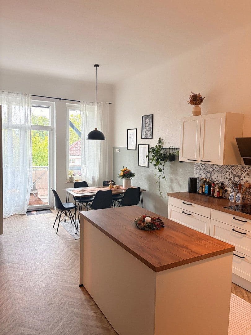 Prenájom bytu 4-izbový 120 m², Markgrafenstrasse 4, Magdeburg, Sasko-Anhaltsko Prenájom bytu 4-izbový 120 m², Markgrafenstrasse 4, Magdeburg, Sasko-Anhaltsko