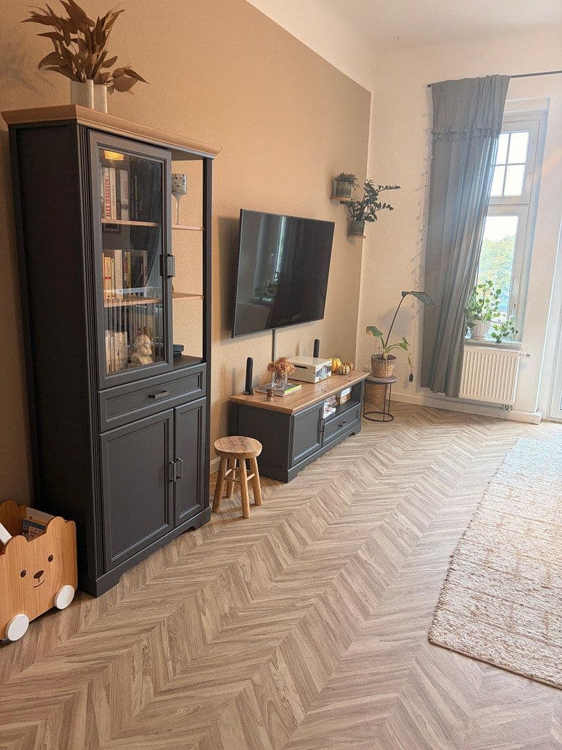 Prenájom bytu 4-izbový 120 m², Markgrafenstrasse 4, Magdeburg, Sasko-Anhaltsko Prenájom bytu 4-izbový 120 m², Markgrafenstrasse 4, Magdeburg, Sasko-Anhaltsko