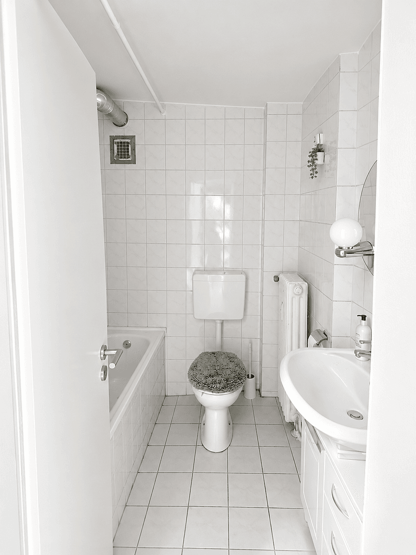 Prenájom bytu 2-izbový 55 m², Mülgaustraße 315, Mönchengladbach, Severné Porýnie - Westfálsko Prenájom bytu 2-izbový 55 m², Mülgaustraße 315, Mönchengladbach, Severné Porýnie - Westfálsko