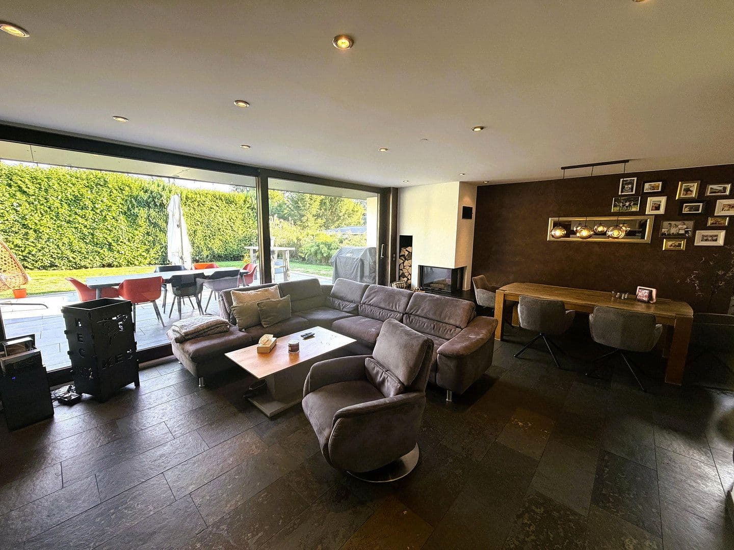 Predaj domu 220 m², pozemok 757 m², Osburg, Porýnie-Falcko Predaj domu 220 m², pozemok 757 m², Osburg, Porýnie-Falcko