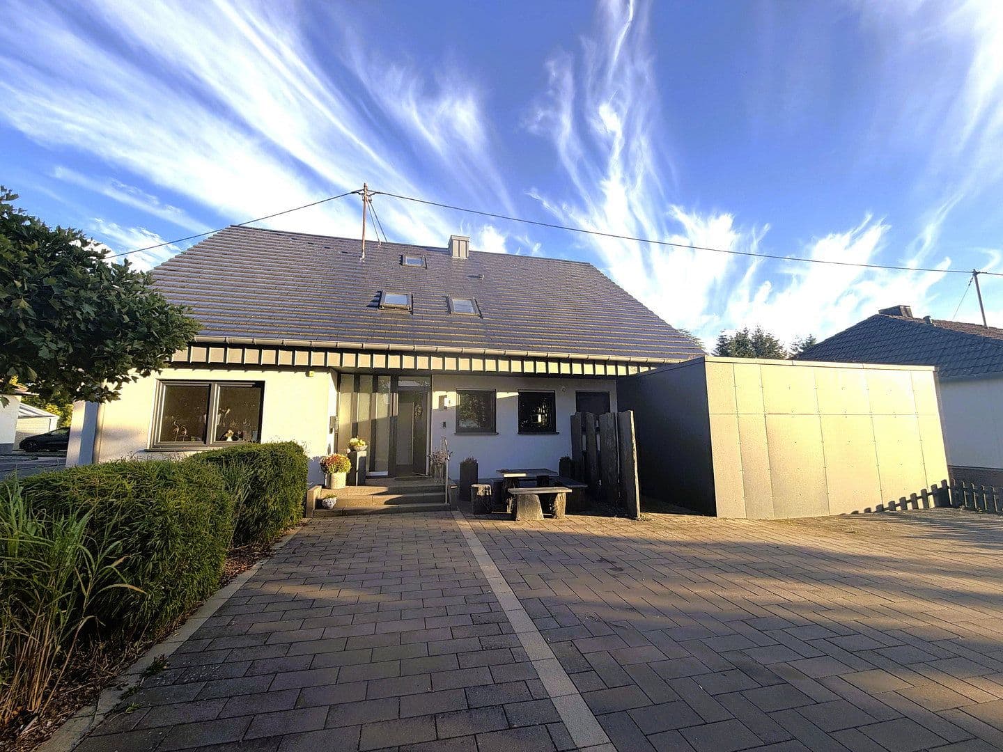 Predaj domu 220 m², pozemok 757 m², Osburg, Porýnie-Falcko Predaj domu 220 m², pozemok 757 m², Osburg, Porýnie-Falcko