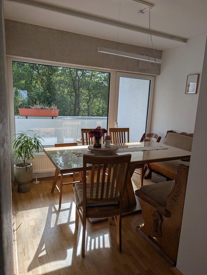 Predaj bytu 3-izbový 86 m², Taunusstein, Hesensko Predaj bytu 3-izbový 86 m², Taunusstein, Hesensko
