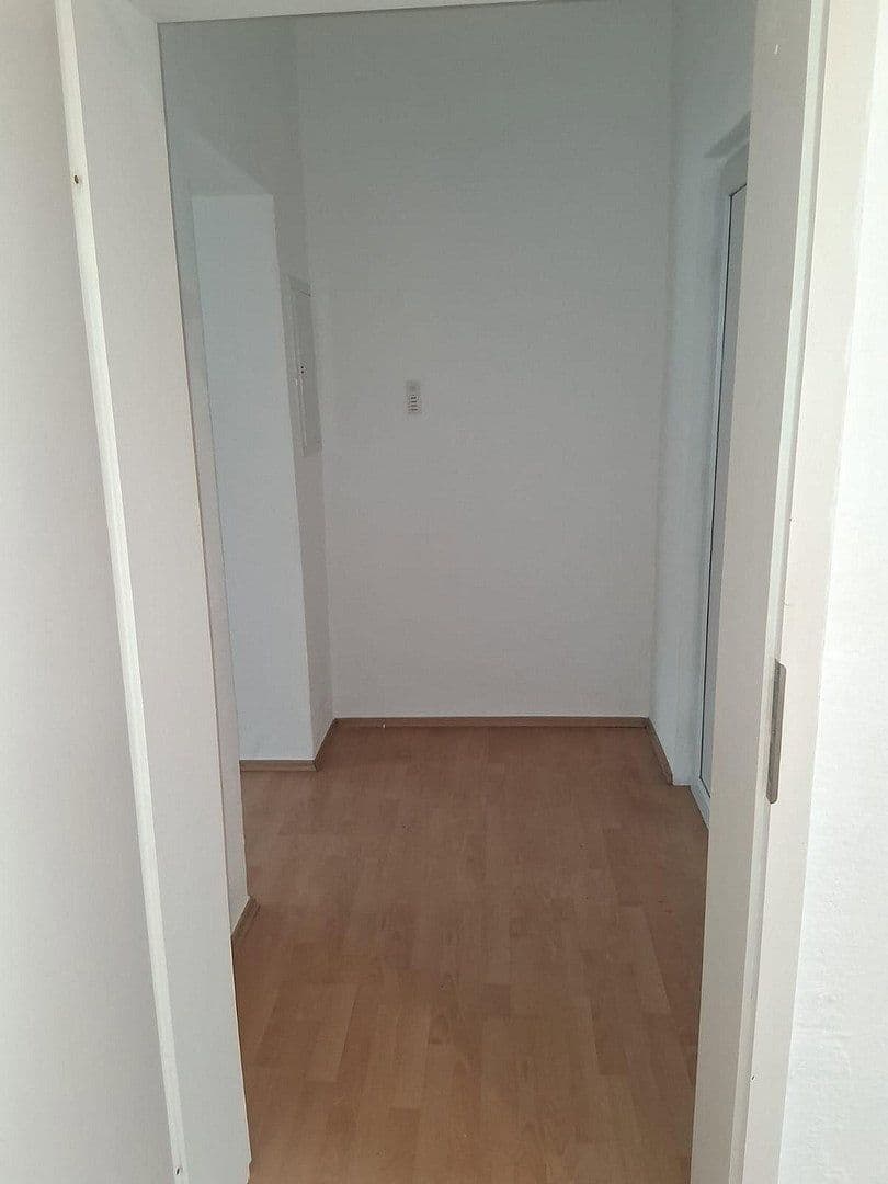 Prenájom bytu 3-izbový 75 m², Ludwigstrasse 42, Worms, Porýnie-Falcko Prenájom bytu 3-izbový 75 m², Ludwigstrasse 42, Worms, Porýnie-Falcko