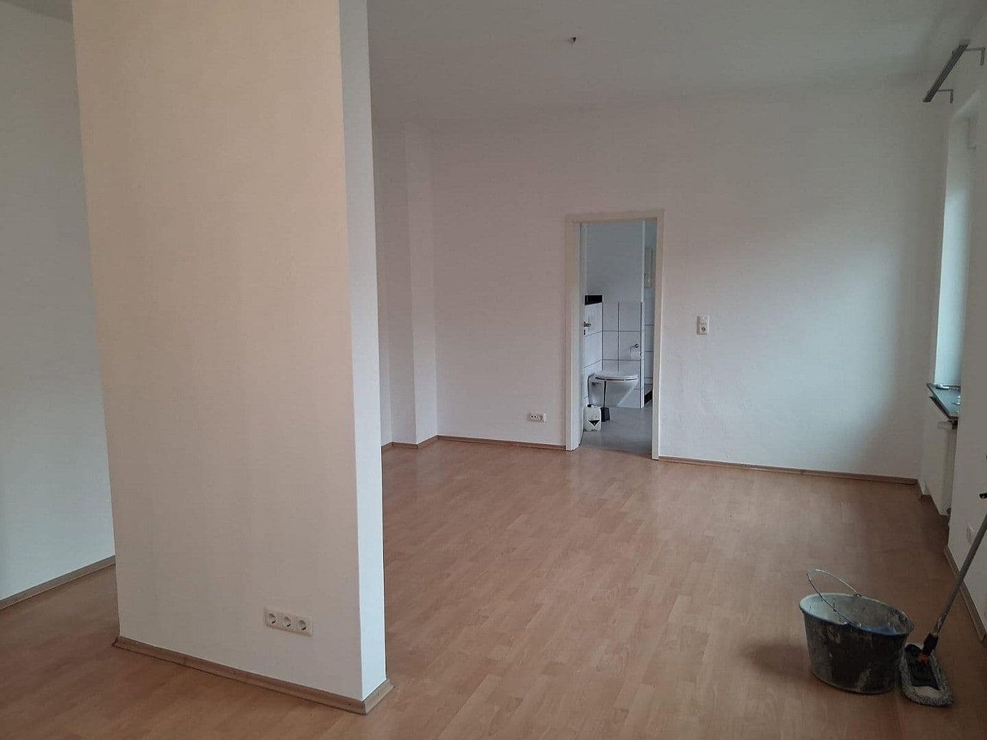 Prenájom bytu 3-izbový 75 m², Ludwigstrasse 42, Worms, Porýnie-Falcko Prenájom bytu 3-izbový 75 m², Ludwigstrasse 42, Worms, Porýnie-Falcko