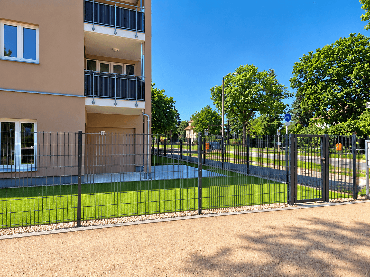 Prenájom bytu 3-izbový 84 m², Bütower Str. 34, Berlin, Berlín Prenájom bytu 3-izbový 84 m², Bütower Str. 34, Berlin, Berlín