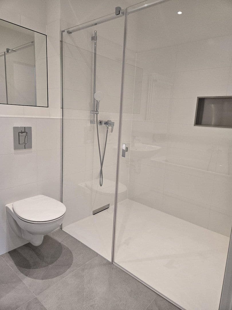 Prenájom bytu 3-izbový 84 m², Bütower Str. 34, Berlin, Berlín Prenájom bytu 3-izbový 84 m², Bütower Str. 34, Berlin, Berlín