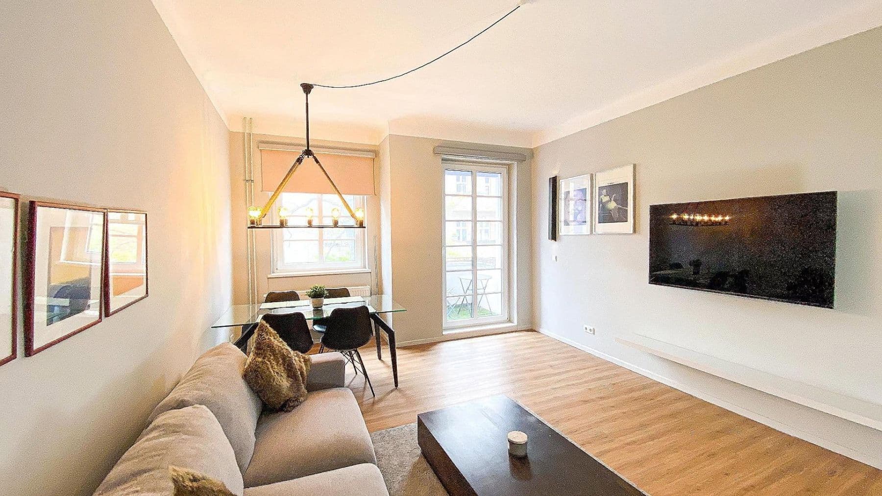 Prenájom bytu 2-izbový 54 m², Berlin, Berlín Prenájom bytu 2-izbový 54 m², Berlin, Berlín