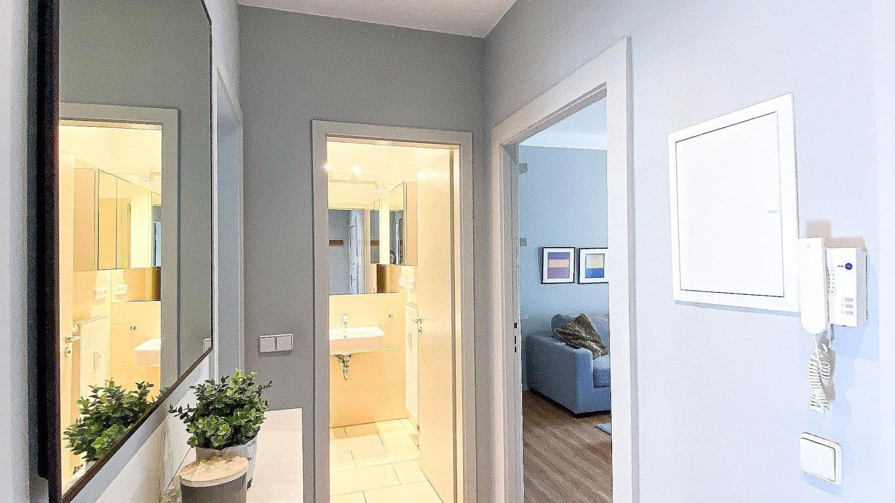 Prenájom bytu 2-izbový 54 m², Berlin, Berlín Prenájom bytu 2-izbový 54 m², Berlin, Berlín