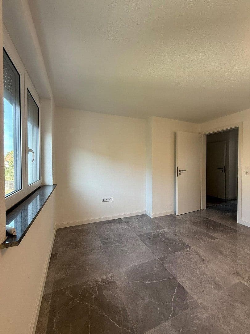 Predaj domu 120 m², pozemok 527 m², Dr. Rau Str. 27, Leipheim, Bavorsko Predaj domu 120 m², pozemok 527 m², Dr. Rau Str. 27, Leipheim, Bavorsko