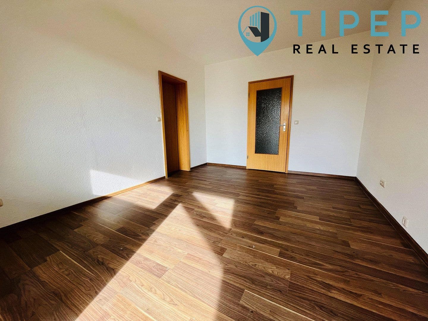 Prenájom bytu 4-izbový 84 m², Zum Stockbrunnen 3-5, Frohburg, Sasko Prenájom bytu 4-izbový 84 m², Zum Stockbrunnen 3-5, Frohburg, Sasko