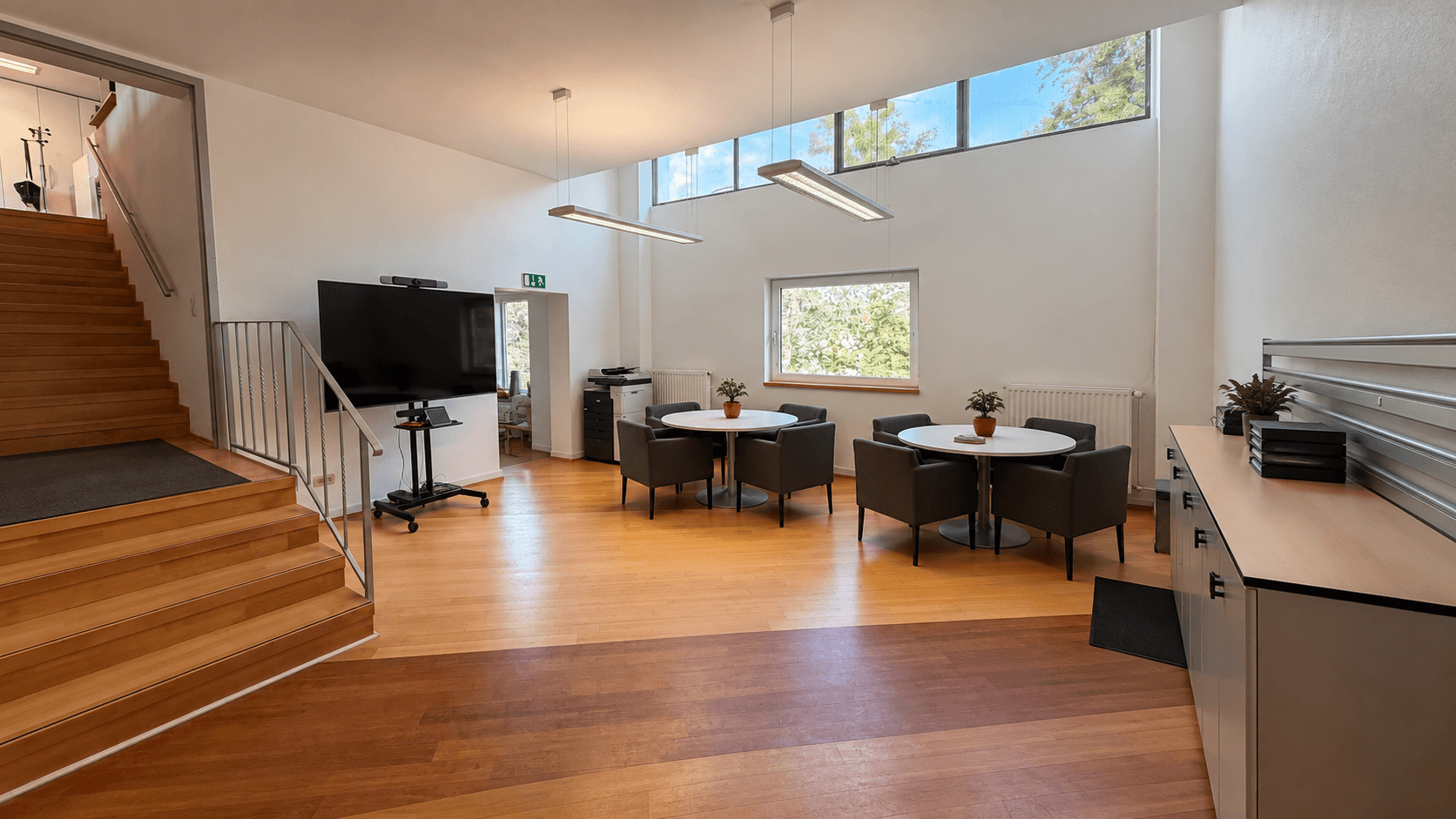 Prenájom kancelárie 395 m², Plockstrasse 12, Düsseldorf, Severné Porýnie - Westfálsko Prenájom kancelárie 395 m², Plockstrasse 12, Düsseldorf, Severné Porýnie - Westfálsko