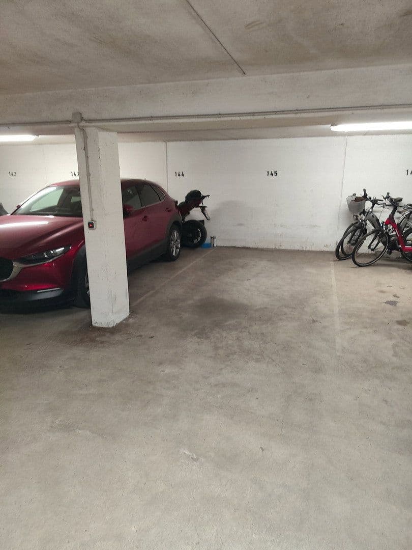 Predaj garáže 9 m², Stoltenrieden, Bad Oldesloe, Šlezvicko-Holštajnsko Predaj garáže 9 m², Stoltenrieden, Bad Oldesloe, Šlezvicko-Holštajnsko