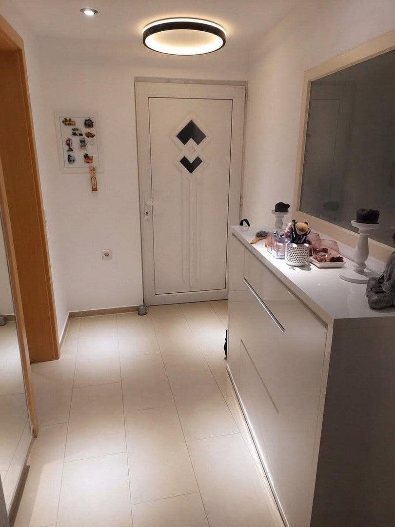 Prenájom bytu 3-izbový 72 m², Weil der Stadt, Bádensko-Wurttembersko Prenájom bytu 3-izbový 72 m², Weil der Stadt, Bádensko-Wurttembersko