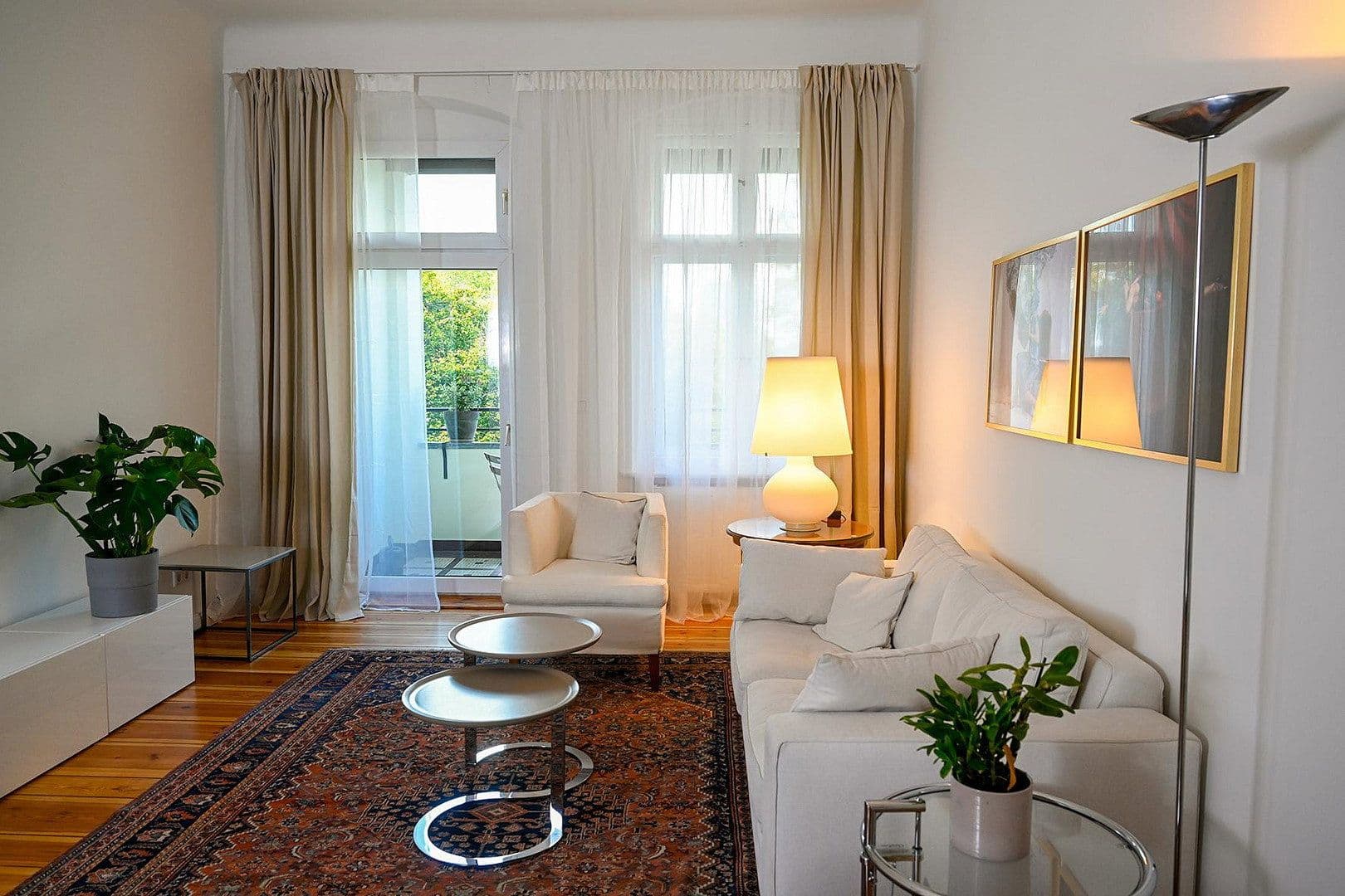 Prenájom bytu 2-izbový 65 m², Berlin, Berlín Prenájom bytu 2-izbový 65 m², Berlin, Berlín