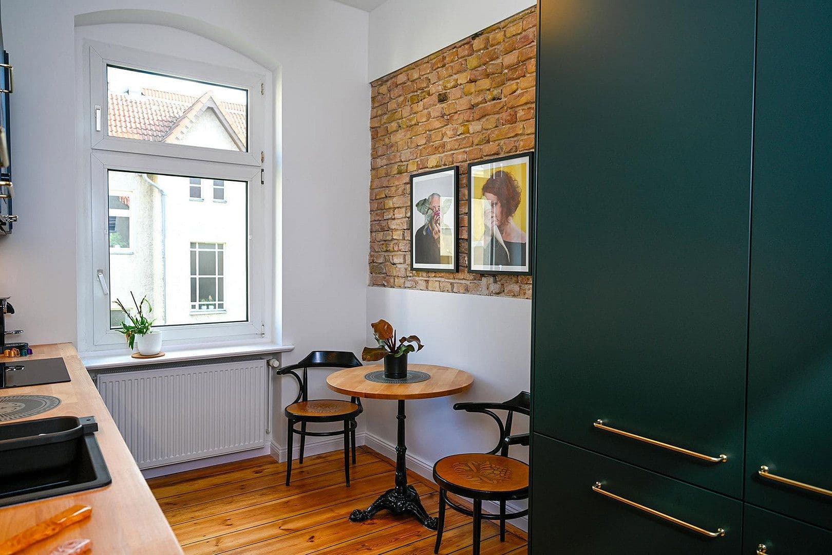 Prenájom bytu 2-izbový 65 m², Berlin, Berlín Prenájom bytu 2-izbový 65 m², Berlin, Berlín