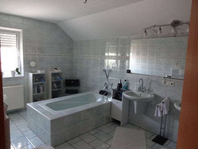 Predaj domu 228 m², pozemok 737 m², Fraunhoferstr. 9, Andernach, Porýnie-Falcko Predaj domu 228 m², pozemok 737 m², Fraunhoferstr. 9, Andernach, Porýnie-Falcko