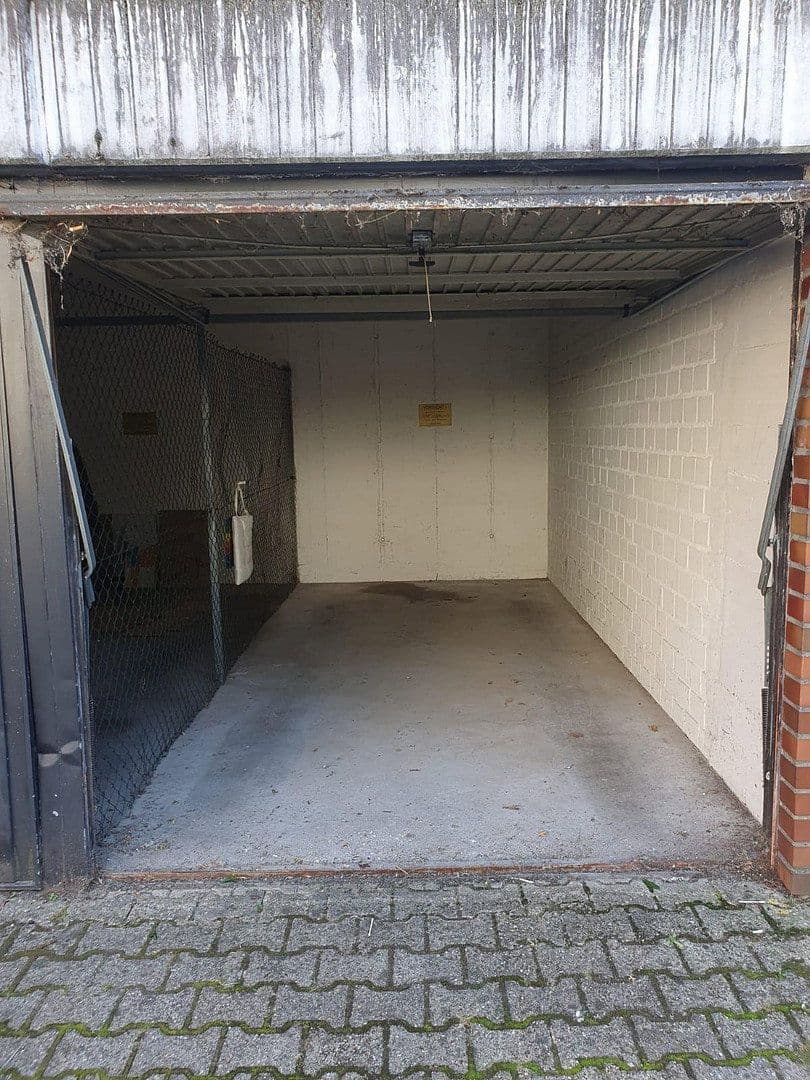 Prenájom garáže, Lüpertzender Str. 91, Mönchengladbach, Severné Porýnie - Westfálsko Prenájom garáže, Lüpertzender Str. 91, Mönchengladbach, Severné Porýnie - Westfálsko