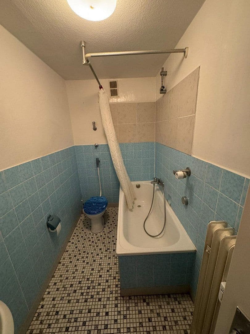 Prenájom bytu 2-izbový 47 m², Sterkrader Straße 16, Essen, Severné Porýnie - Westfálsko Prenájom bytu 2-izbový 47 m², Sterkrader Straße 16, Essen, Severné Porýnie - Westfálsko