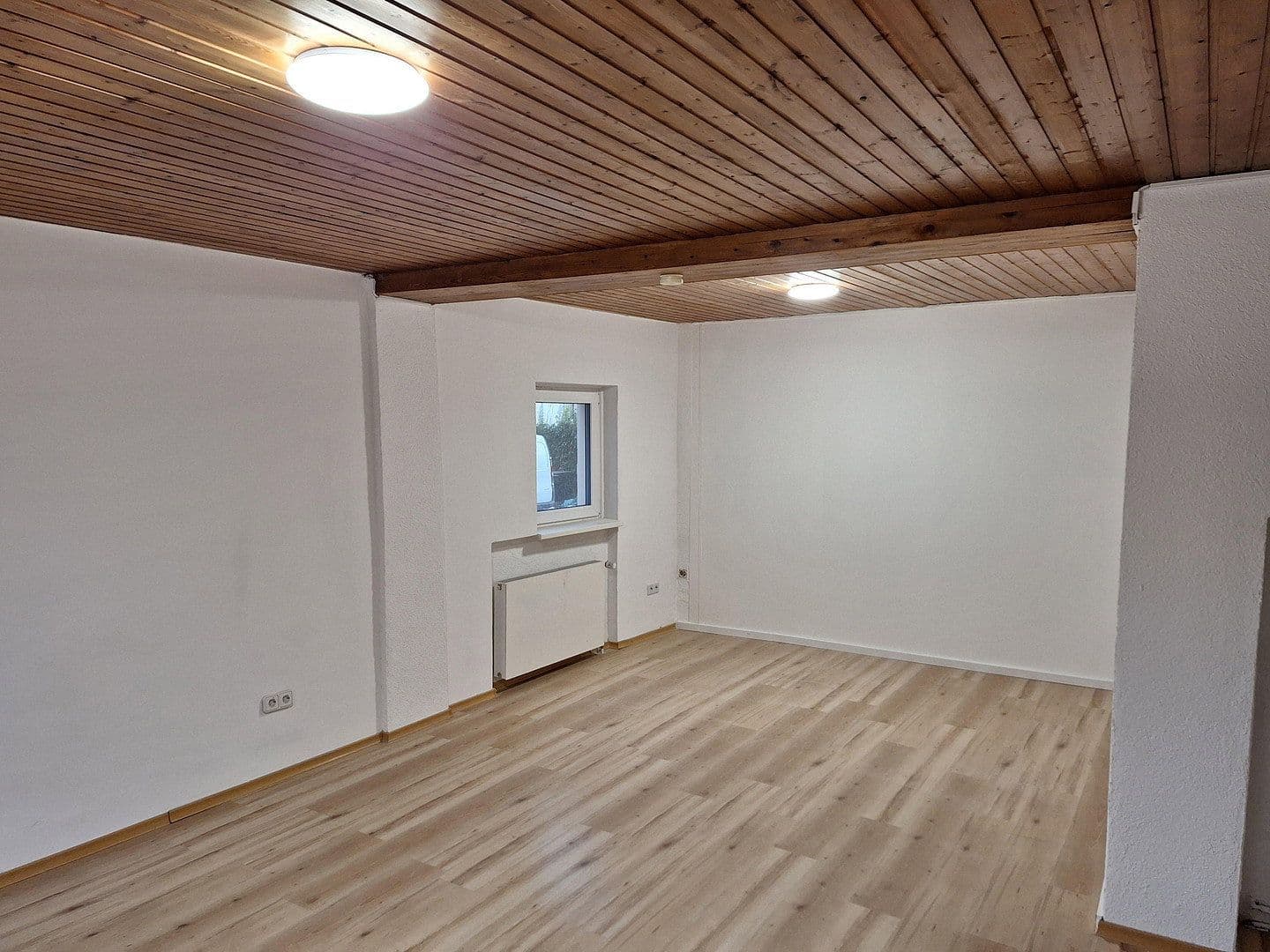 Prenájom bytu 2-izbový 62 m², Worms, Porýnie-Falcko Prenájom bytu 2-izbový 62 m², Worms, Porýnie-Falcko