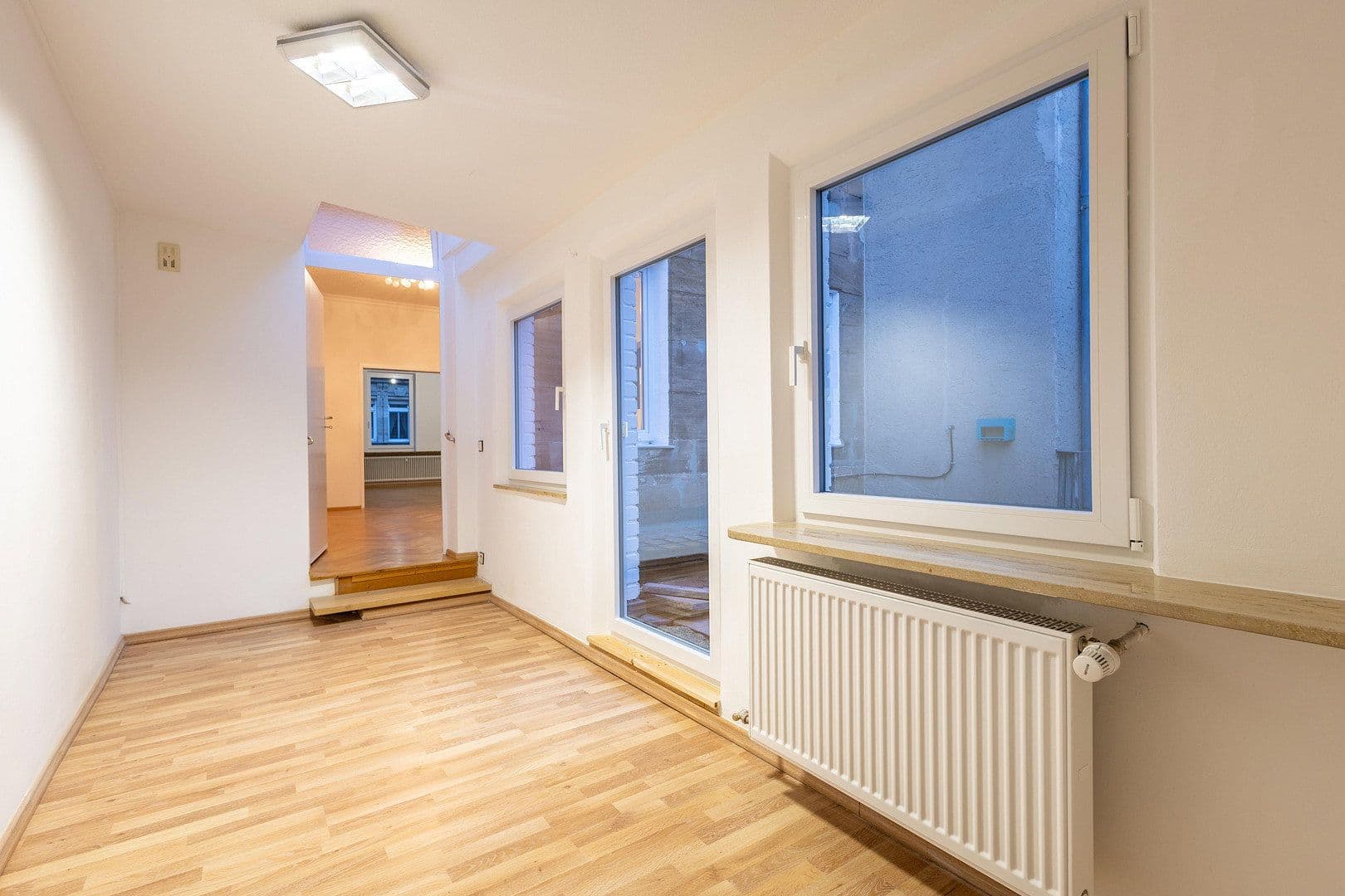 Prenájom bytu 4-izbový 148 m², Fürth, Bavorsko Prenájom bytu 4-izbový 148 m², Fürth, Bavorsko