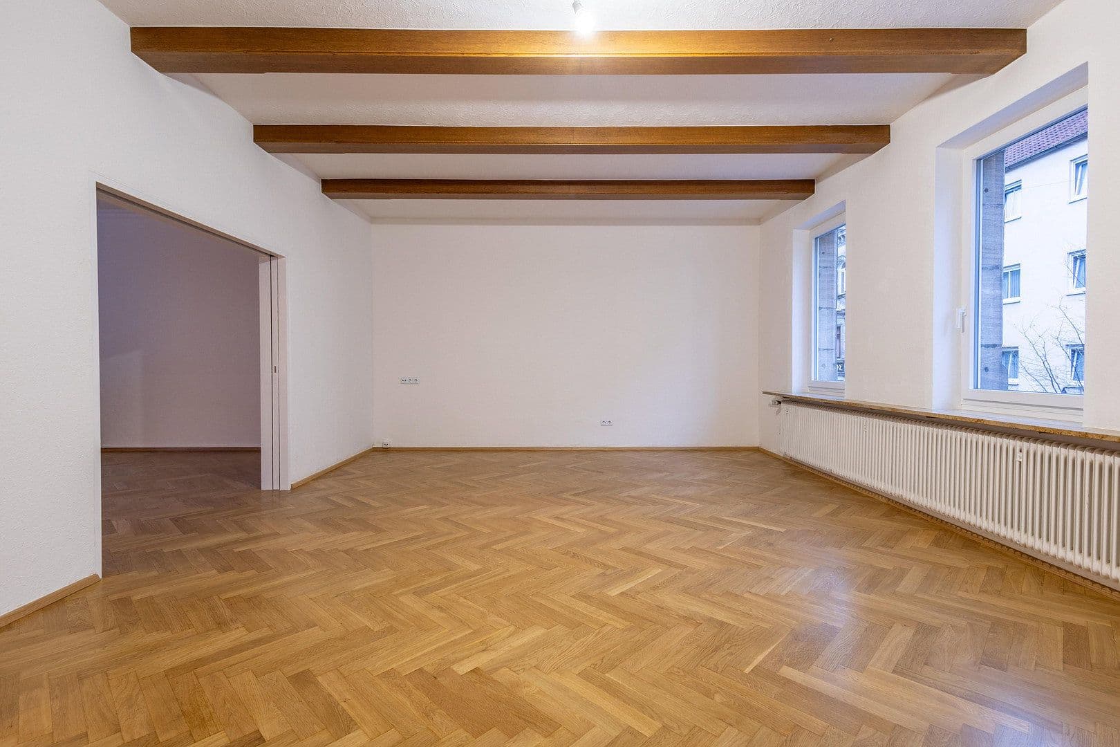 Prenájom bytu 4-izbový 148 m², Fürth, Bavorsko Prenájom bytu 4-izbový 148 m², Fürth, Bavorsko