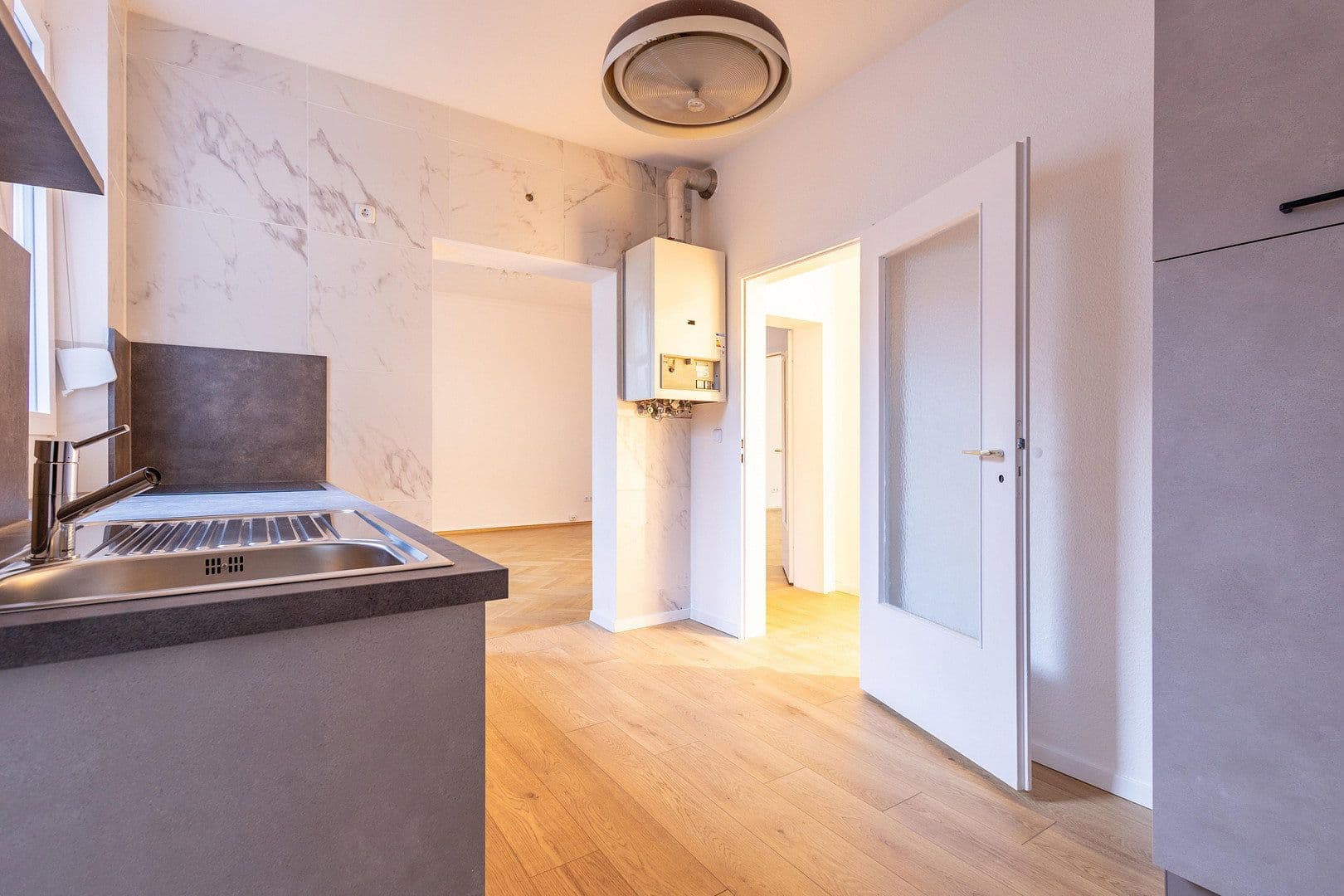 Prenájom bytu 4-izbový 148 m², Fürth, Bavorsko Prenájom bytu 4-izbový 148 m², Fürth, Bavorsko