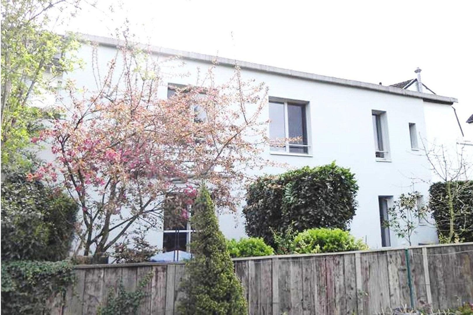 Prenájom kancelárie 140 m², Laufenbergstraße 1, Bonn, Severné Porýnie - Westfálsko Prenájom kancelárie 140 m², Laufenbergstraße 1, Bonn, Severné Porýnie - Westfálsko