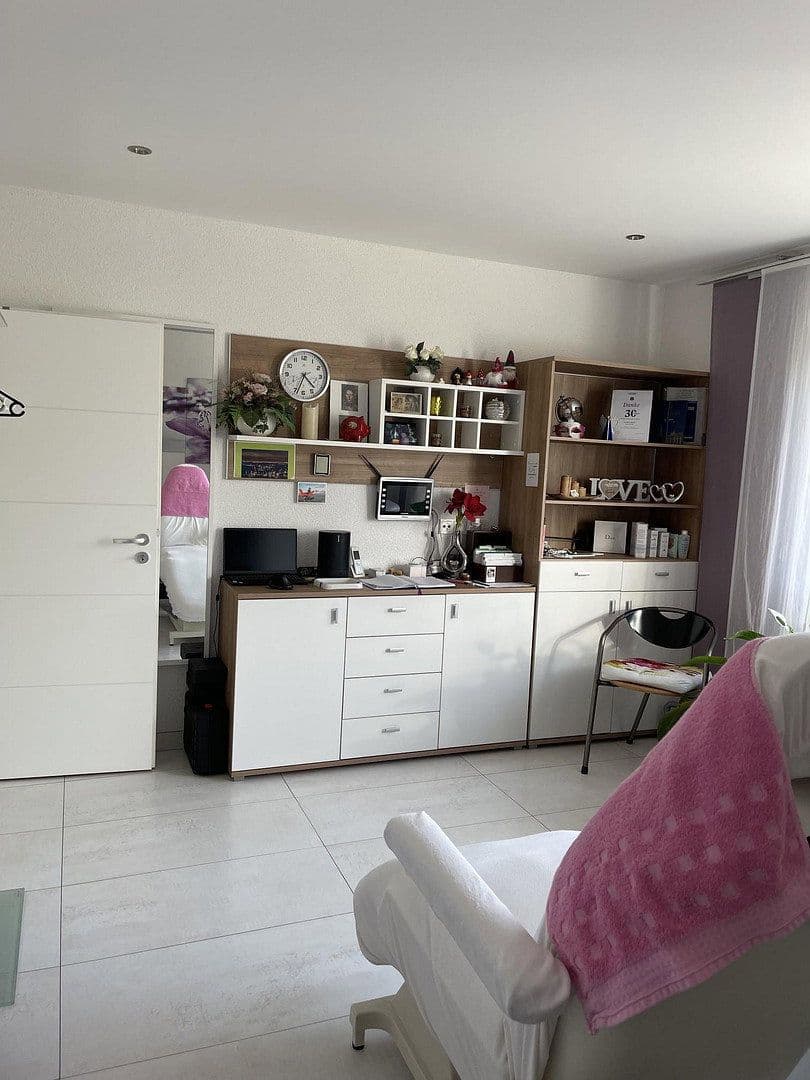 Predaj domu 145 m², pozemok 551 m², Schotten, Hesensko Predaj domu 145 m², pozemok 551 m², Schotten, Hesensko