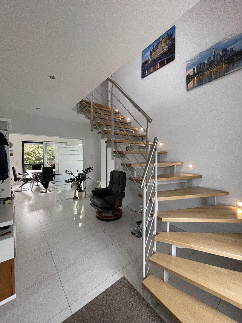 Predaj domu 145 m², pozemok 551 m², Schotten, Hesensko Predaj domu 145 m², pozemok 551 m², Schotten, Hesensko