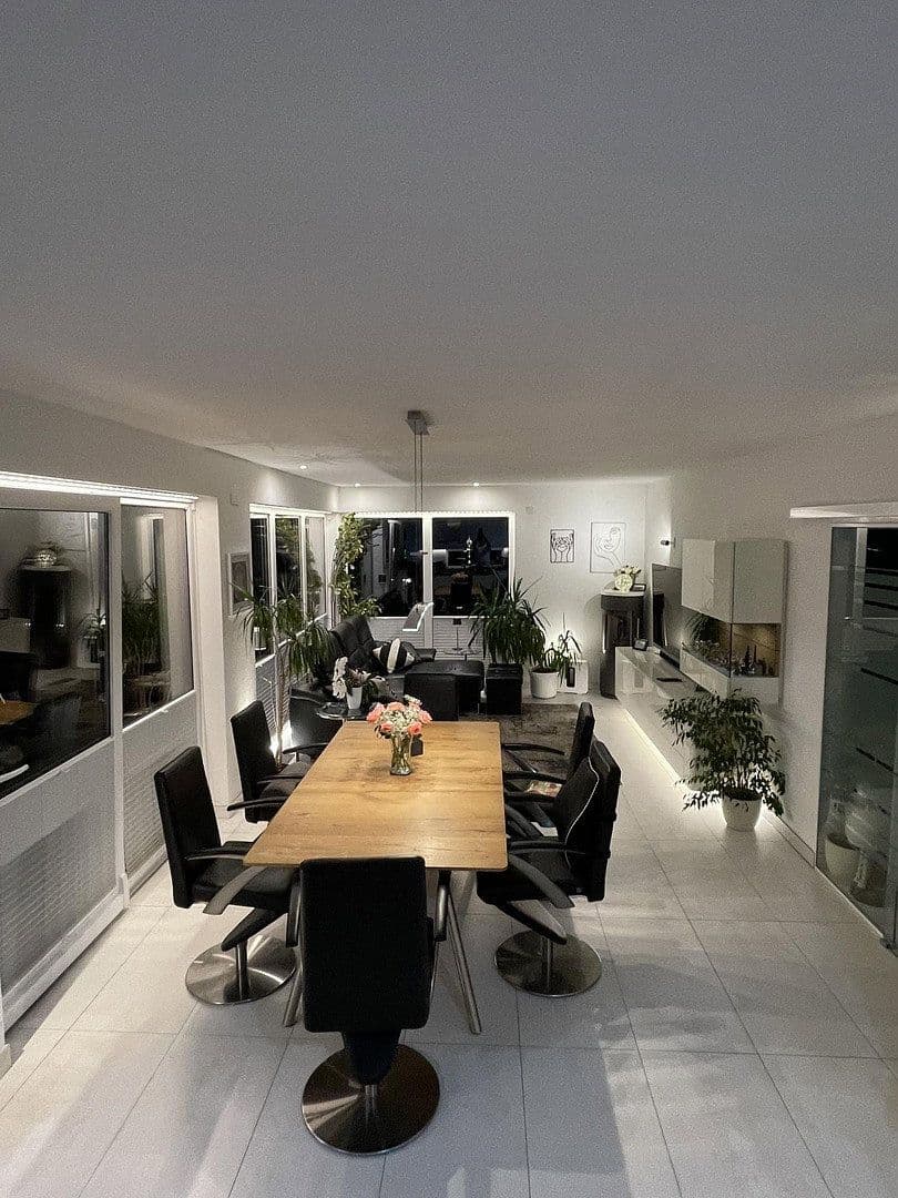 Predaj domu 145 m², pozemok 551 m², Schotten, Hesensko Predaj domu 145 m², pozemok 551 m², Schotten, Hesensko