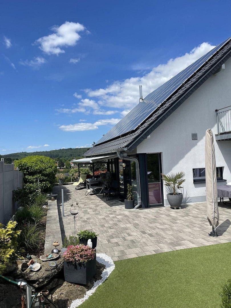 Predaj domu 145 m², pozemok 551 m², Schotten, Hesensko Predaj domu 145 m², pozemok 551 m², Schotten, Hesensko